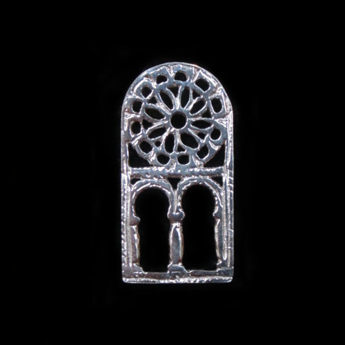 Pin plata ventana Celosía San Miguel de Lillo 